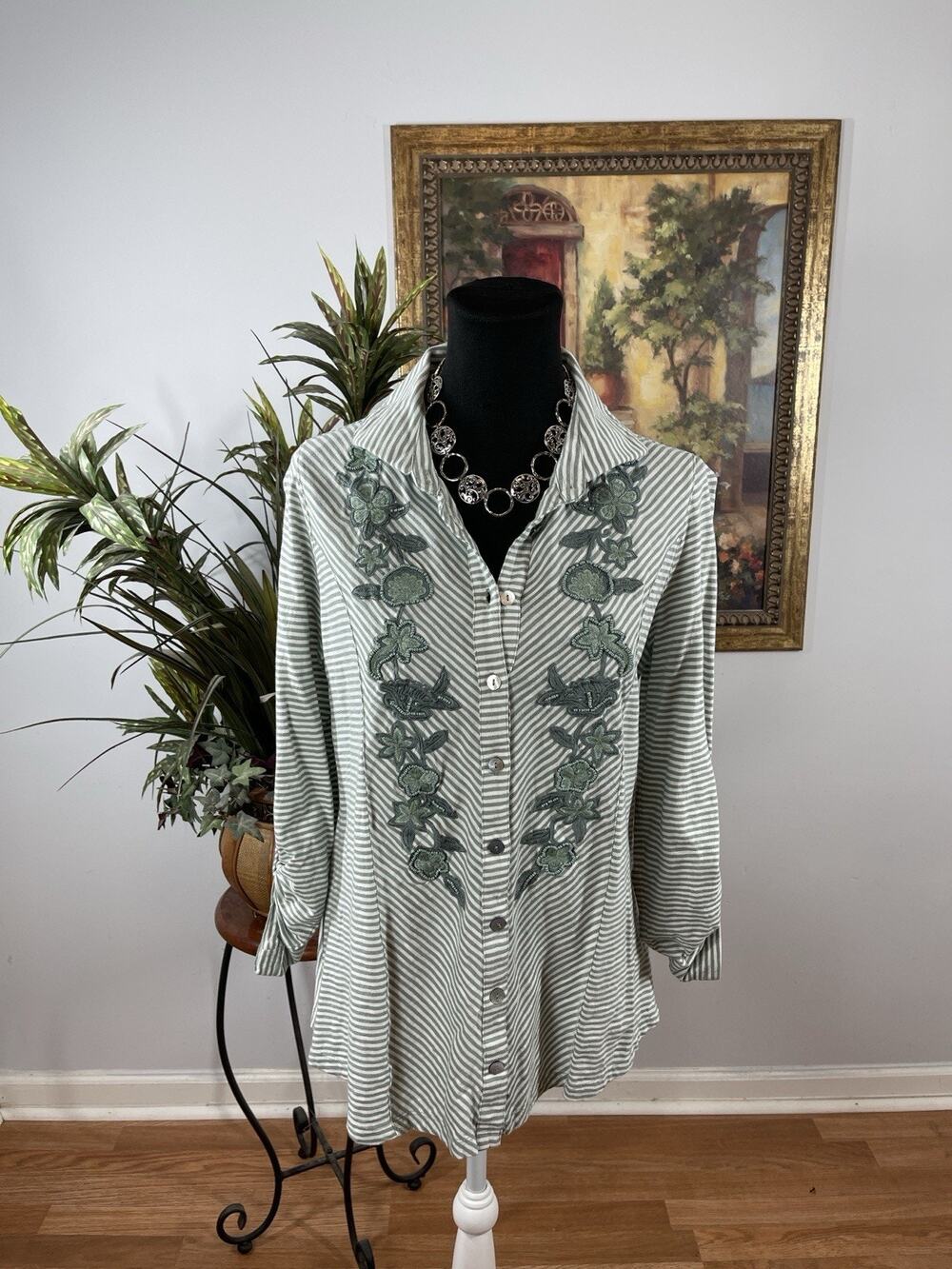 Soft Surroundings Embroidered Striped Button Front Tunic Top Womens M Green